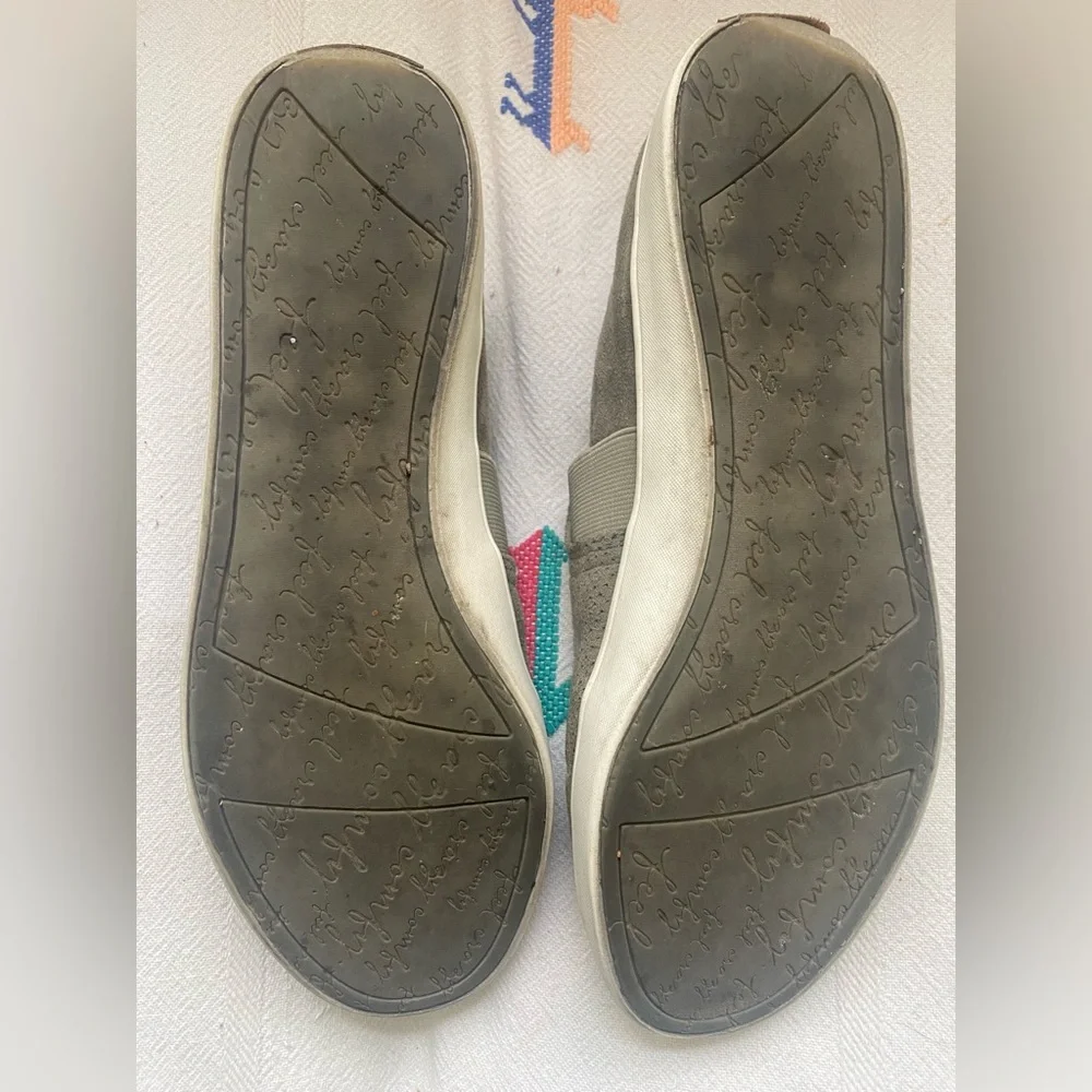 Dr Scholls sage green perforated suede leather slip ons, Size 8.5